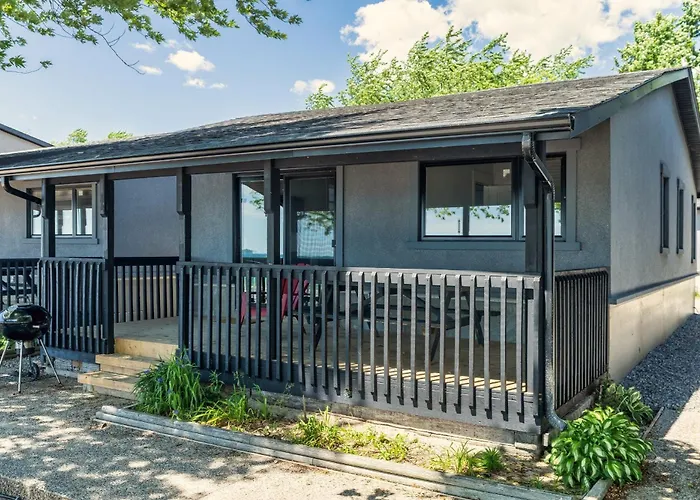 Three-Bedroom Cottage