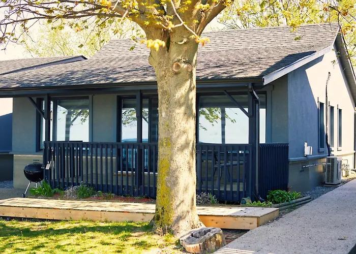 Three-Bedroom Cottage