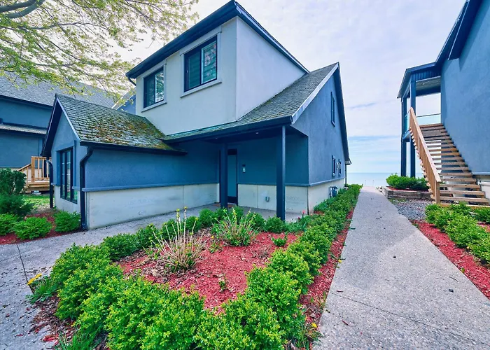 Five-Bedroom Cottage